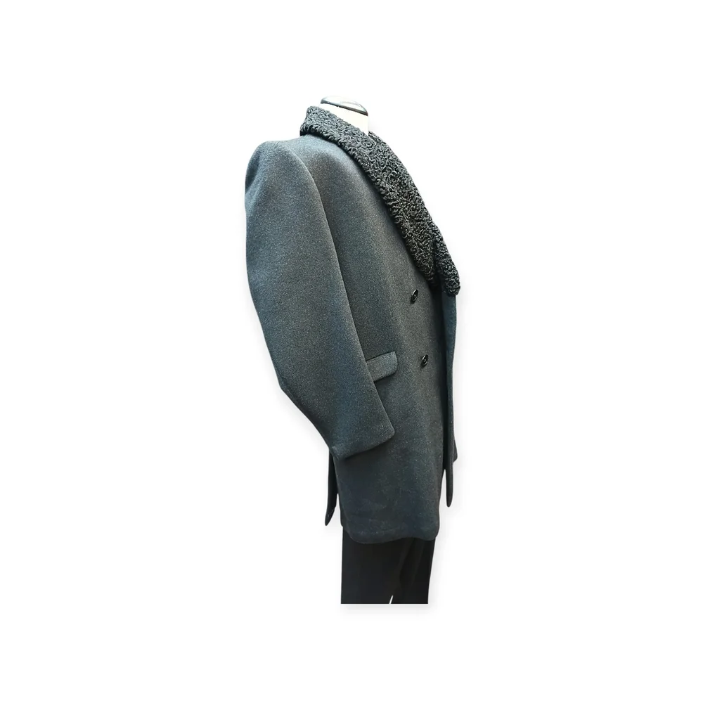 Men's Classic Charcoal Double-Breasted Pea Coat - Picture 5 of 6